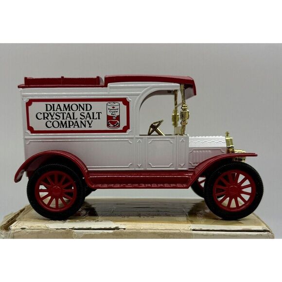 ERTL 1913 Model T Ford Van Diamond Crystal Salt‎ Metal Car Bank Key Vintage 1988 - Picture 3 of 7